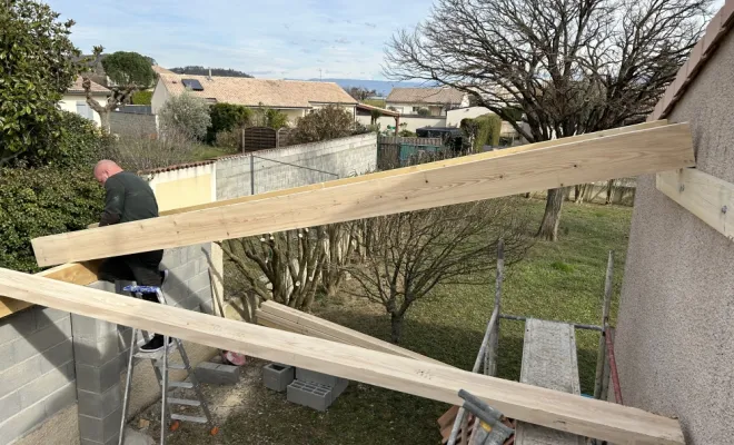 Création d’un abris de voiture à Romans sur Isère 