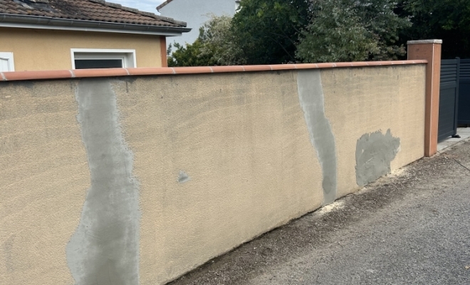 Rénovation d’un mur de clôture à Valence 