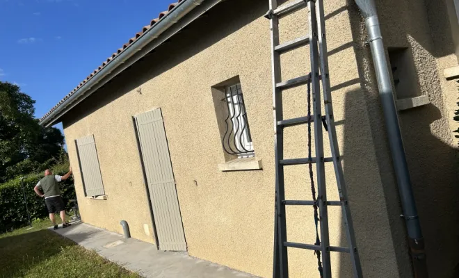 Nettoyage des façades d’une maison à Romans sur Isère 