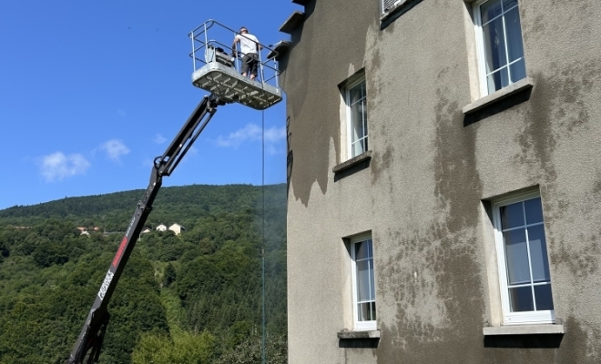 Rénovation de façade d’un immeuble à Villard de Lans 