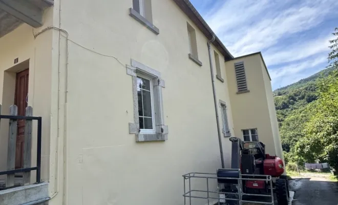 Rénovation de façade d’un immeuble à Villard de Lans 